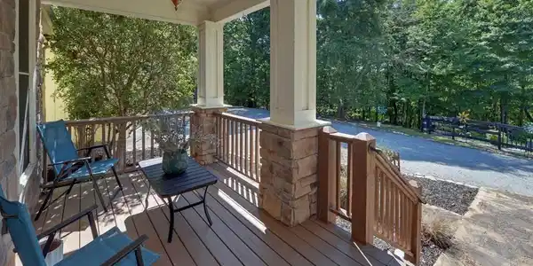 Image 4: Front Porch