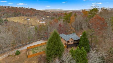256 Mountain Hideaway Drive