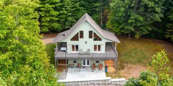 220 Cold Branch Lane