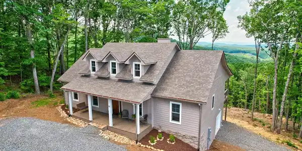 23 Green Cabin Way
