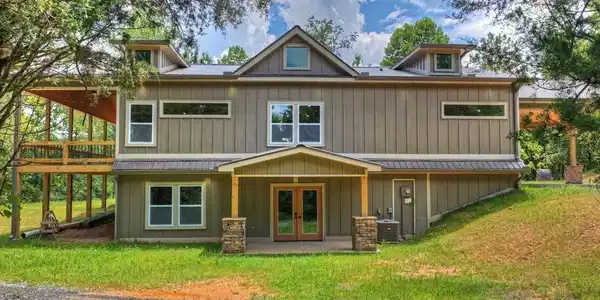 2125 Shady Grove Road