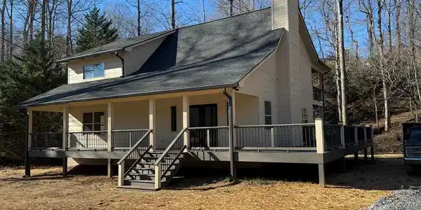 124 Mountain Meadows