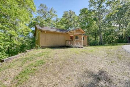 441 Foxfire Road