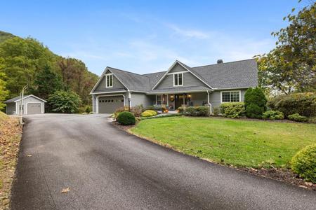 126 Split Rail Drive