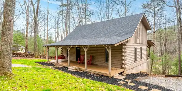 123 Martins Bluff