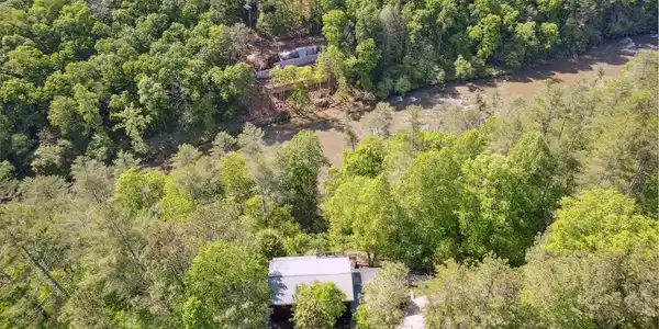 Image 3: Additional View