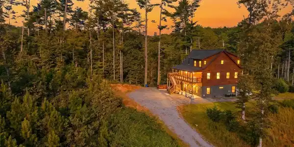 643 Woodstone Trail
