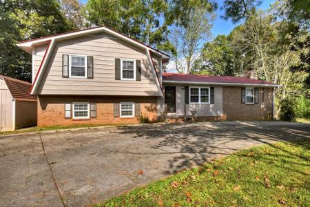 216 Pleasant Gap Road
