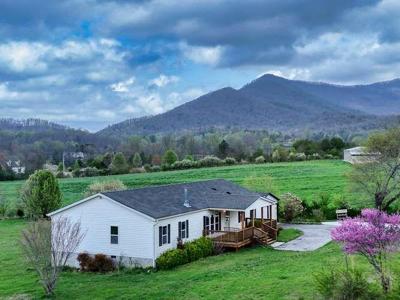 1303 Trackrock Church Road