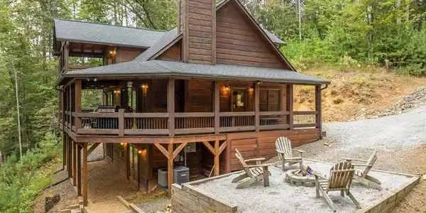 1095 Fir Lane