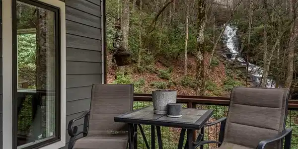 185 Huckleberry Cove Drive
