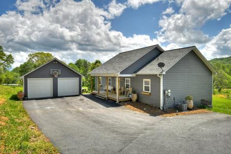 198 Ivy Knob Lane