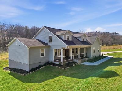 135 Floyds Way