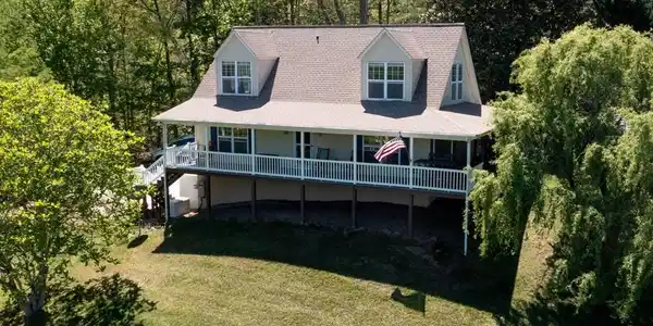 119 Eagles View Crescent