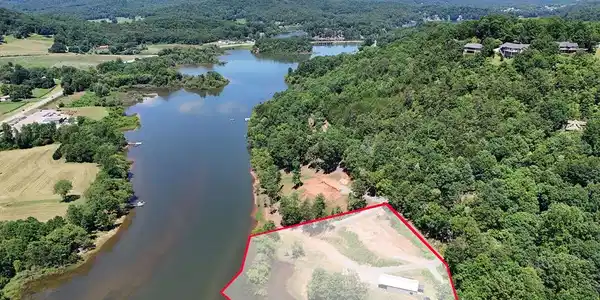 Lot 10 Bend Of The River Road