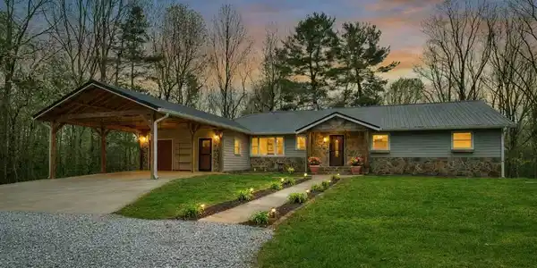 927 Hefner Lake Road