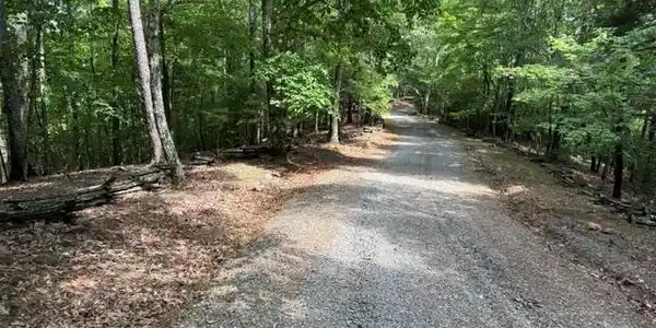 28.4 AC Black Dog Trail