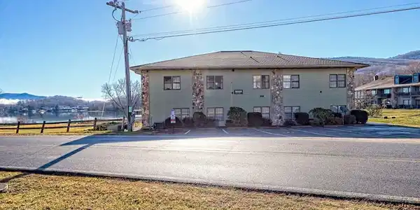Image 3: Street View