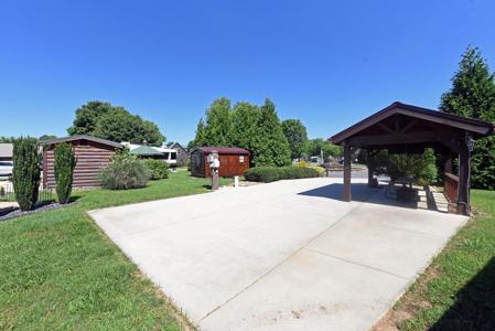 122 Mountain Creek Road