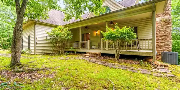 51 Hightower Trail