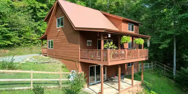 154 Anns Lane