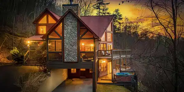 313 Spruce Circle