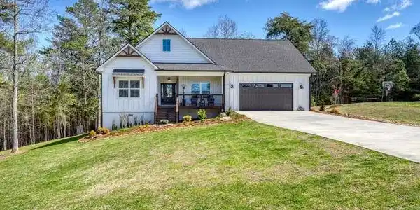46 Fox Cove