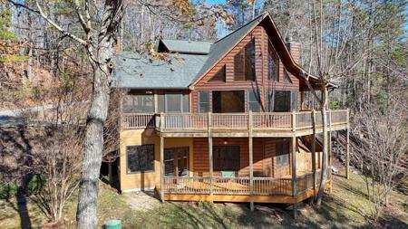 158 Whispering Pines Road