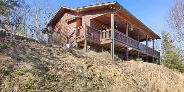 191 Fox Springs Trail