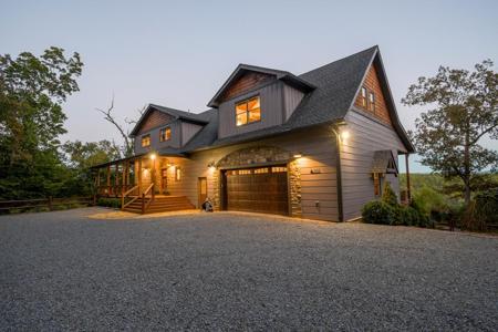 101 Toccoa Vista Lane