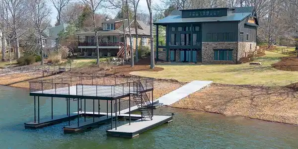 338 Harbor Road