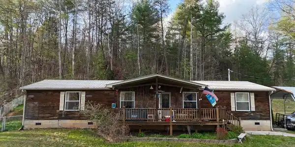 67 Eagle Lane