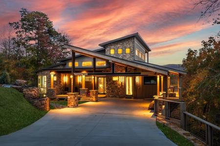 142 Sequoyah Ridge