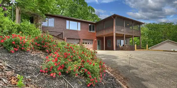 205 Lookout Drive