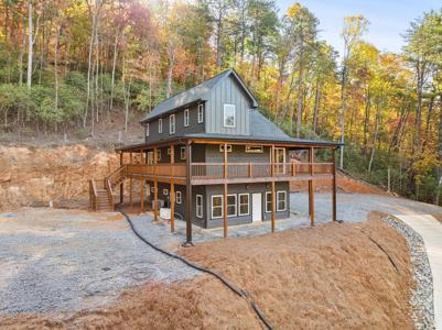 92 Parker Trail