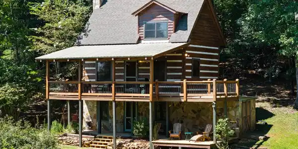 104 Blue Mountain Lane