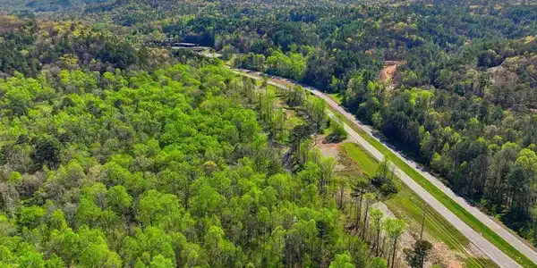 123AC Northcutt Road