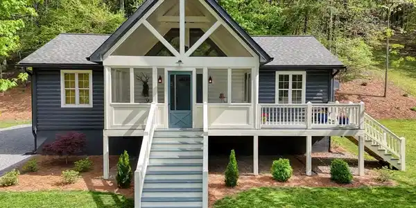 243 River Sound Village