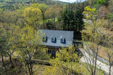 239 Trails End Ct