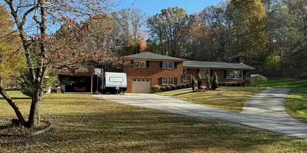 22 Orange Lane
