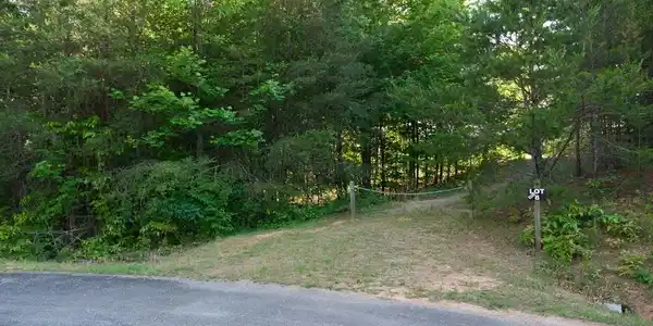 Lot 8 Robert Drive