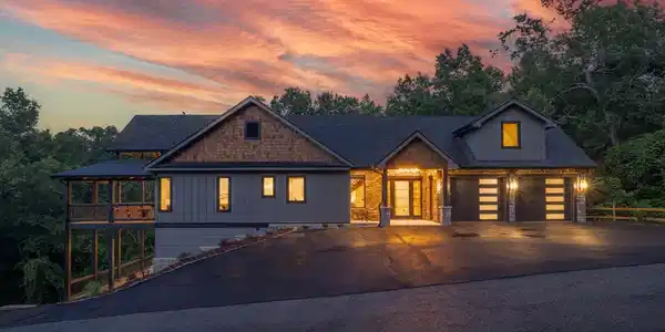 44 Staurolite Mountain Road