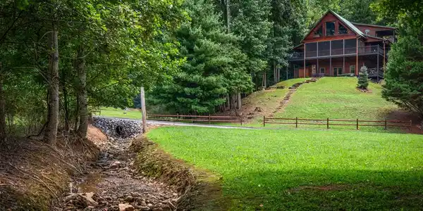 1571 W Campbell Camp Road