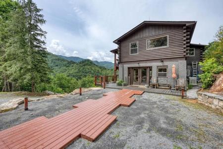 273 Sniders Creek Road