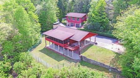 2252 Cathy Road