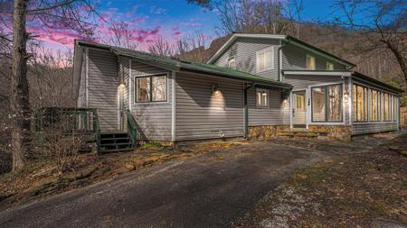 178 Courthouse Gap Road