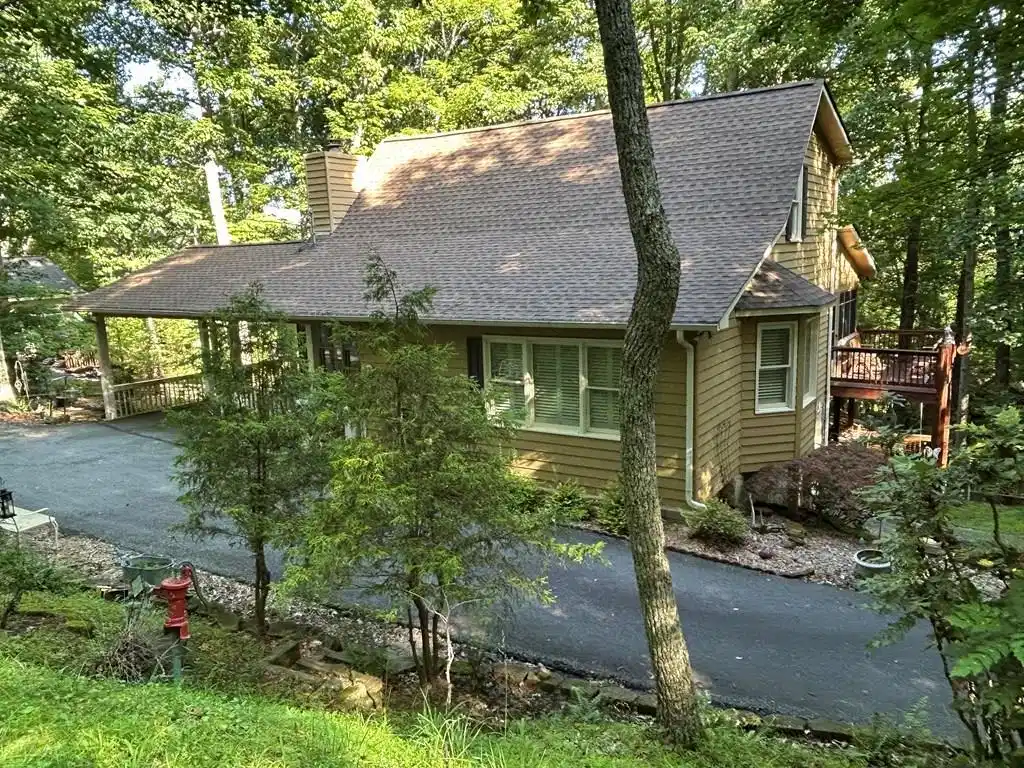Image 1: Main View