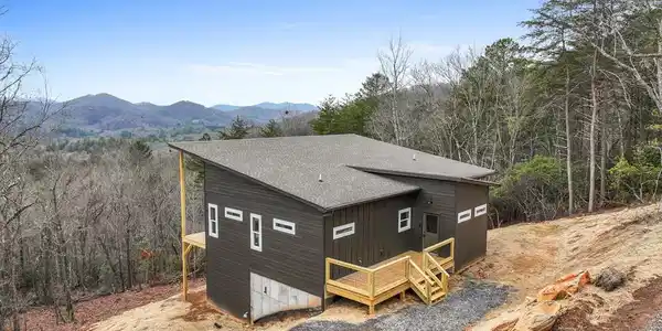 Lot 17 Peaks Drive