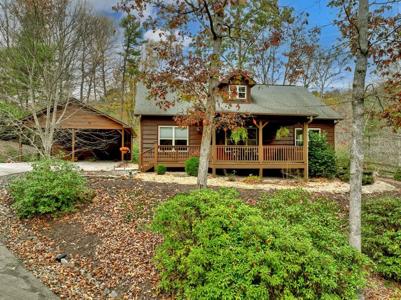 36 Rustic Barn Trail