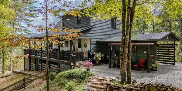 116 Red Bud Lane